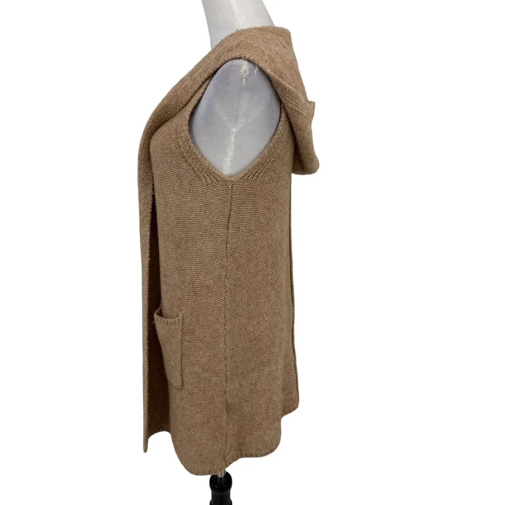Tahari Sweater Vest Women Small Tan Merino Wool Blend Hooded Cardigan Fall